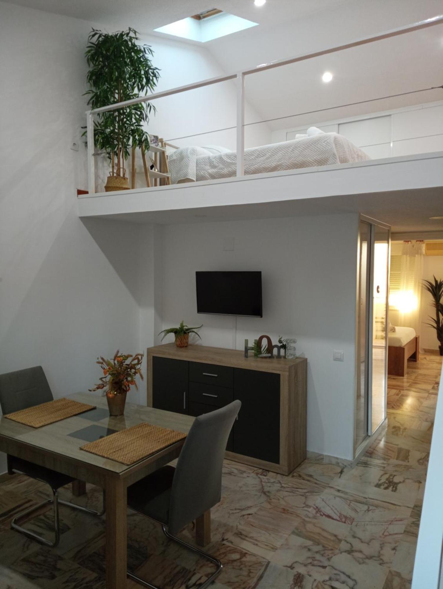 Sevilla Brisas Vip One Valencina De La Concepcion Exteriör bild