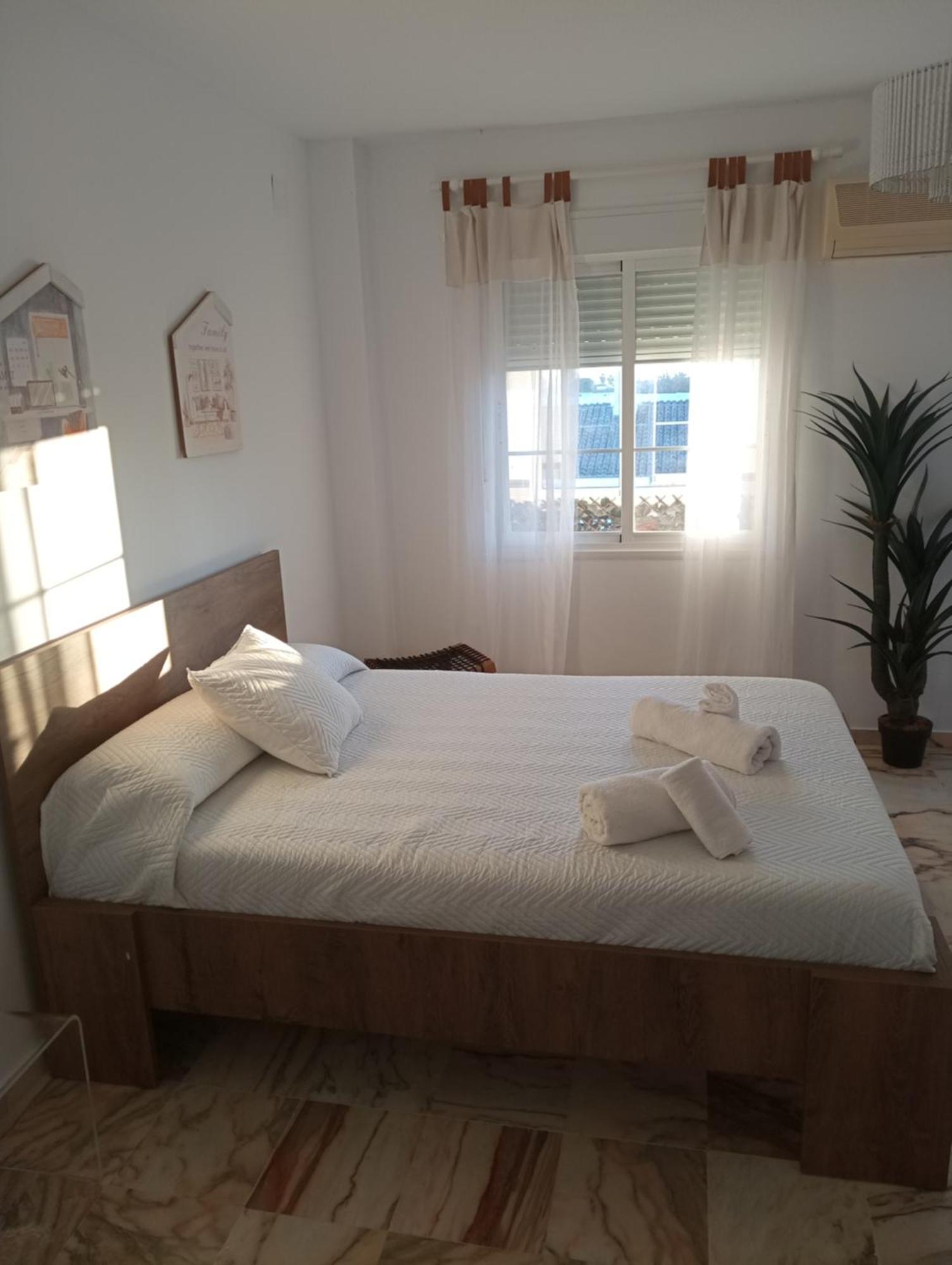 Sevilla Brisas Vip One Valencina De La Concepcion Exteriör bild